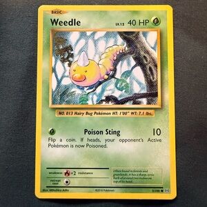 Weedle Card - Yellow and Green
